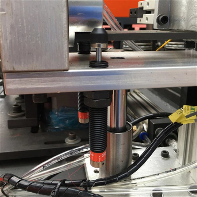 Four Cavity Blow Molding Machine Four Cavity Blow Molding Machine
